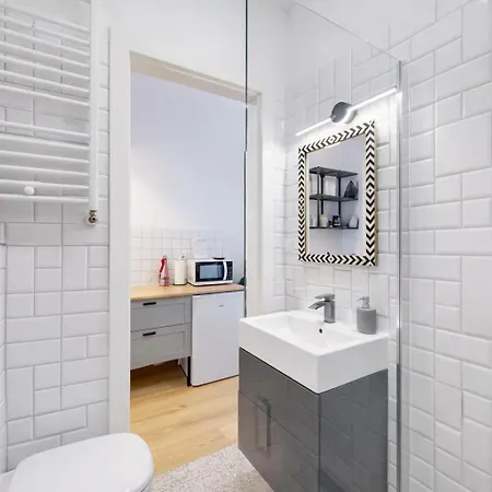 Domirra Modern Old Town 3*