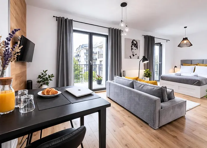 Domirra Modern Old Town Bed & Breakfast Wroclaw